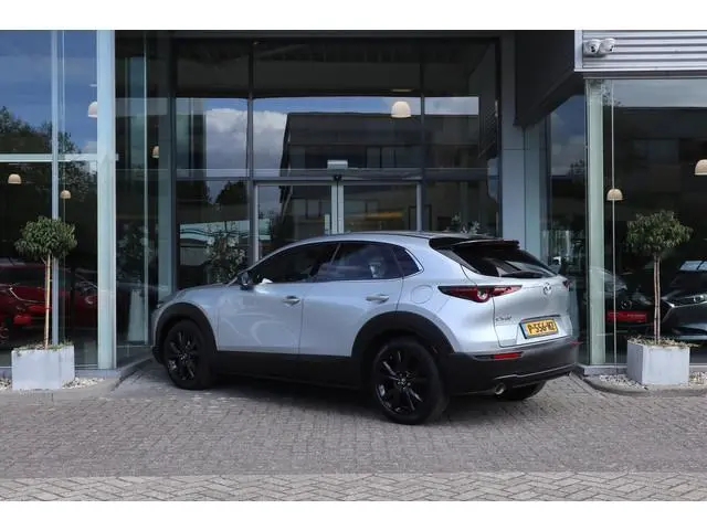 Mazda CX-30 2.0 e-SkyActiv-X M Hybrid Sportive Camera / Navi / Head-Up / Clima / Cruise / LM-Velgen
