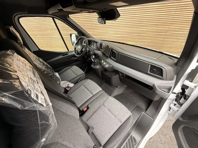 Renault Master T35 2.0 dCi 170 L2H2 Extra 2x Schuifdeur / Navi / Clima / Camera