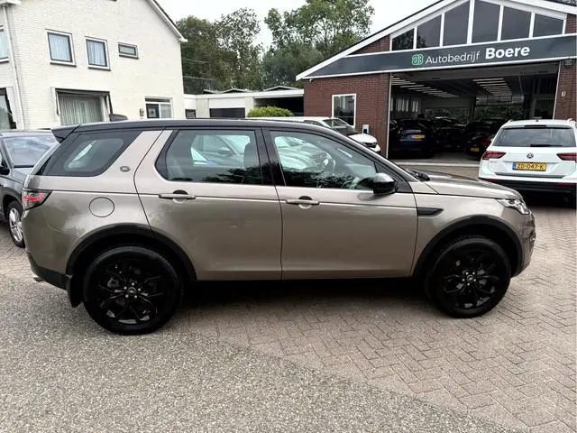 Land Rover Discovery Sport 2.0 TD4 180PK HSE Panoramadak, Leer, Trekhaak, Camera