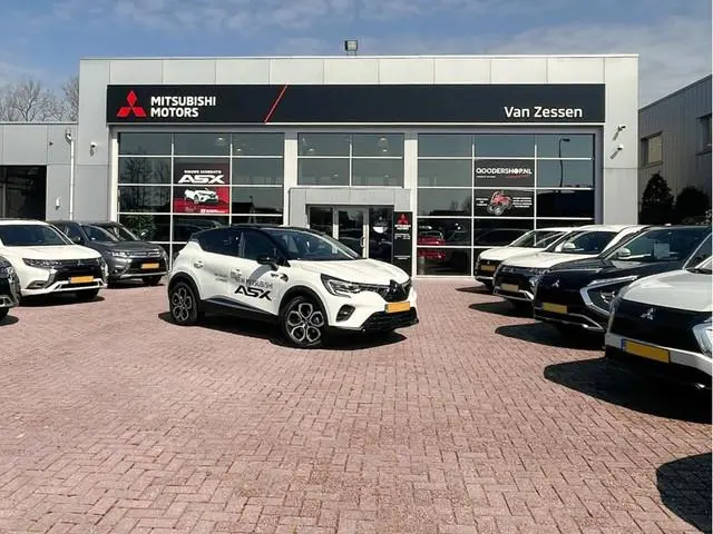 Mitsubishi Eclipse Cross 1.5 DI-T First Edition | NL-auto | 360° Camera | HUD | Tr.haak | Keyless |...