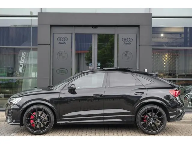 Audi RSQ3