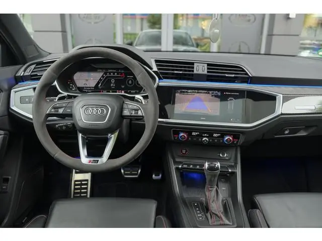 Audi RSQ3