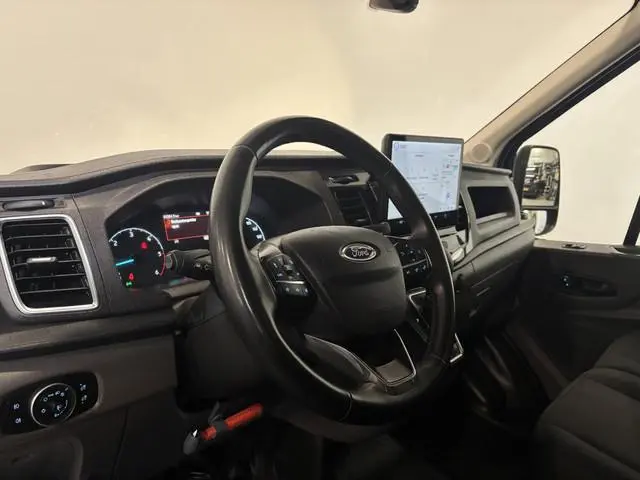 Ford Transit 330 2.0 TDCI L3H2 Trend Automaat Airco Navigatie Bluetooth Camera V+A DAB+ Cruise Contr...