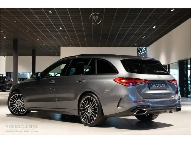 Mercedes-Benz C-klasse Estate 300 AMG Night Massage|ACC|Keyless|Pano|360|Soundsysteem|LED|19"|New Se...