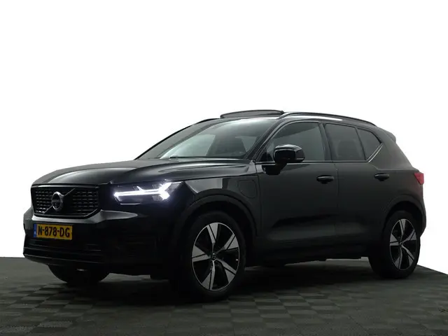 Volvo XC40 1.5 T5 Recharge R-Design Aut- Panoramadak, Harman Kardon, Stoel Memory, Stuur/Stoelverwar...