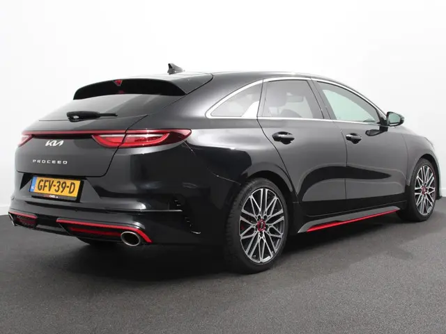 Kia ProCeed
