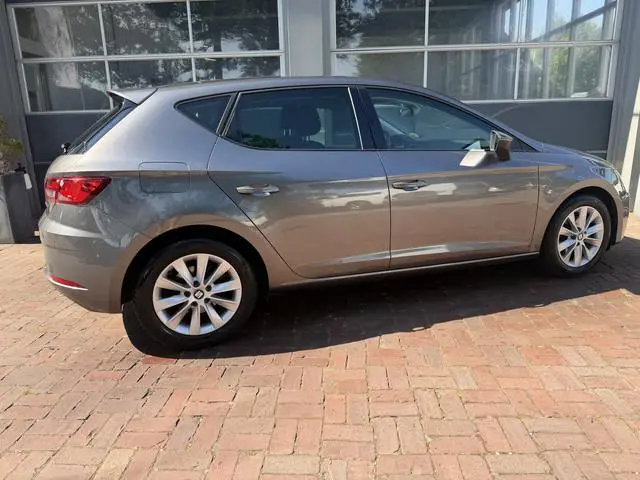 SEAT Leon 1.0 EcoTSI Style Business Intense Automaat 2017 Navi,16Inch,Cv,Cruise