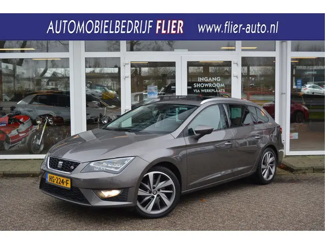 SEAT Leon ST 1.4 150PK TSI FR Connect Executive ✅ Pano ✅ PDC V+A ✅ CarPlay ✅ Orig. NL ✅ NAP ✅