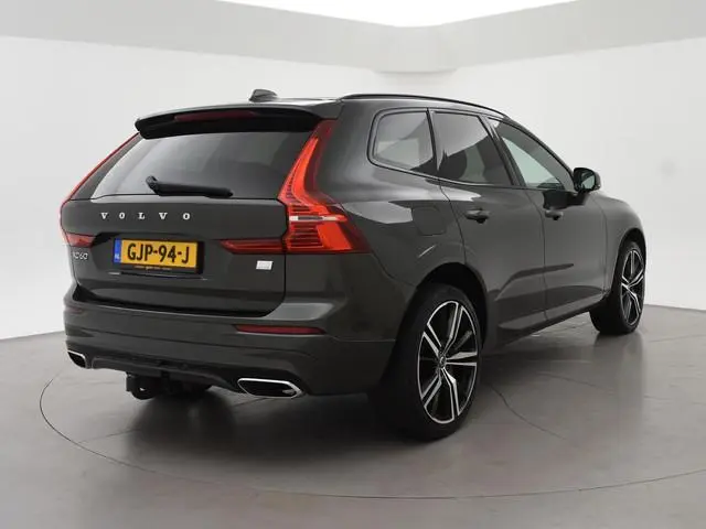 Volvo XC60 2.0 T6 RECHARGE 340 PK R-DESIGN + 21 INCH | TREKHAAK | PANORAMA | ADAPTIVE CRUISE | HK |...