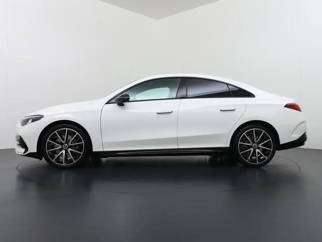 Mercedes-Benz CLA 250+ Launch Edition 85 kWh Accu | Memorystoelen | Warmtepomp | Multibeam Led | Sto...