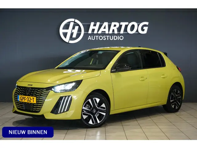 Peugeot 208 Hybrid 100 e-DCS6 Allure + CAMERA / KEYLESS / CARPLAY