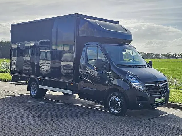 Opel Movano