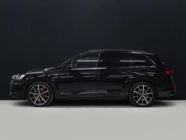 Audi Q7 60 TFSI e quattro Competition S line [TREKHAAK, SCHUIFDAK, 360° CAMERA, APPLE CARPLAY, STOEL...