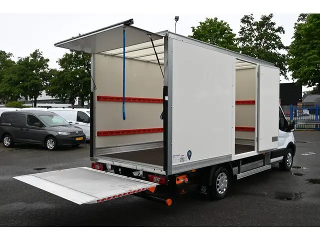 Ford E-Transit 68kWh 390L Trend Bakwagen met Dhollandia laadklep Navigatie met camera, Zijdeur
