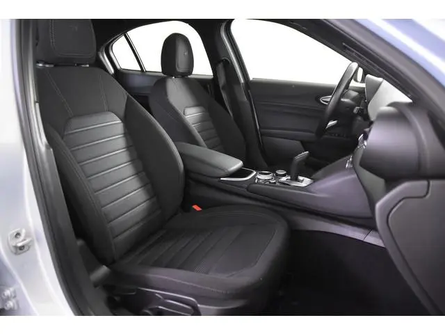 Alfa Romeo Giulia 2.2 Super Turbo Diesel *1ste eigenaar*Navigatie*Keyless*
