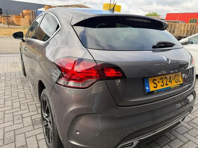DS DS 4