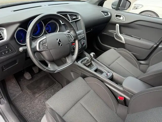 DS DS 4