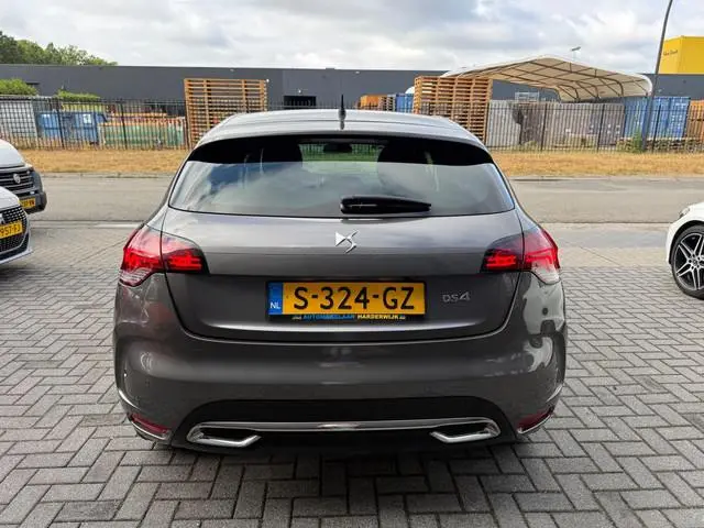 DS DS 4