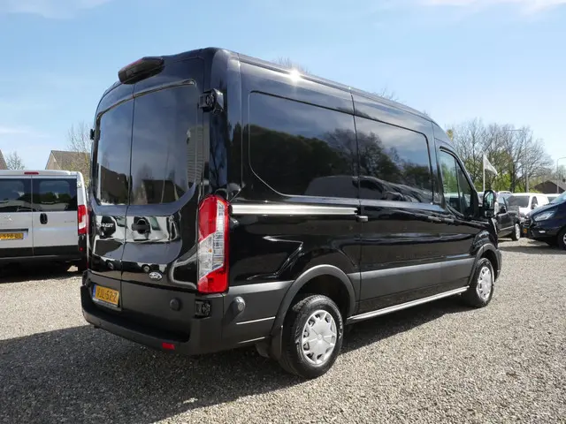 Ford Transit 2.0 TDCI 130PK, L2H2, Trend, Airco, 04 Stuks op voorraad