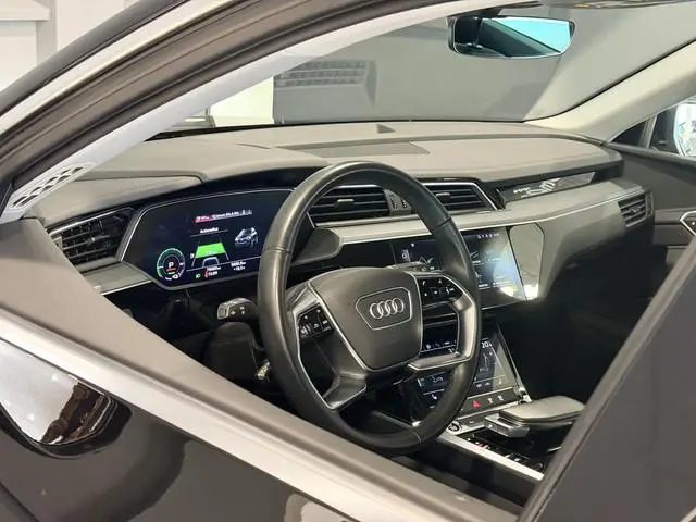 Audi e-tron 55 quattro edition 95 kWh | SOH 93% | Navigatie | Hoge instap |
