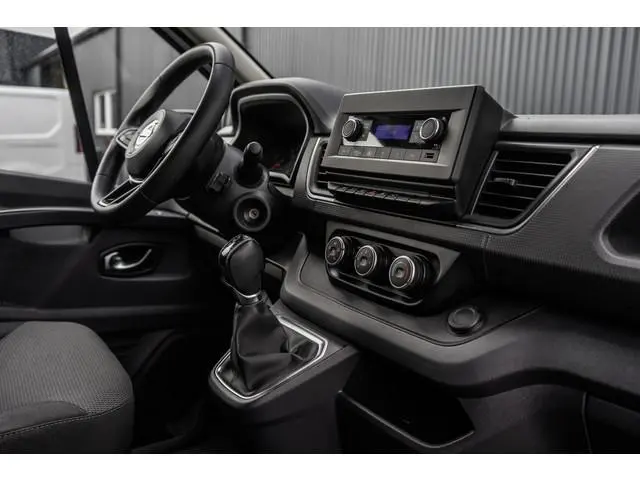 Nissan Primastar