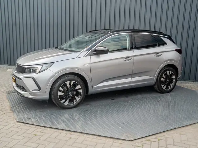Opel Grandland