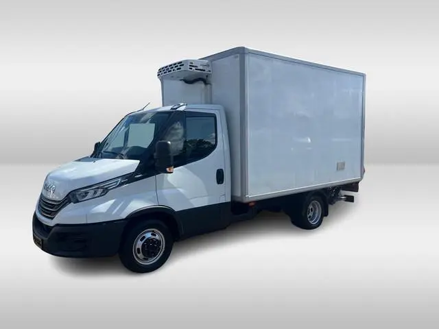 Iveco Daily 35C14 Automaat Koelwagen Bakwagen met Laadklep