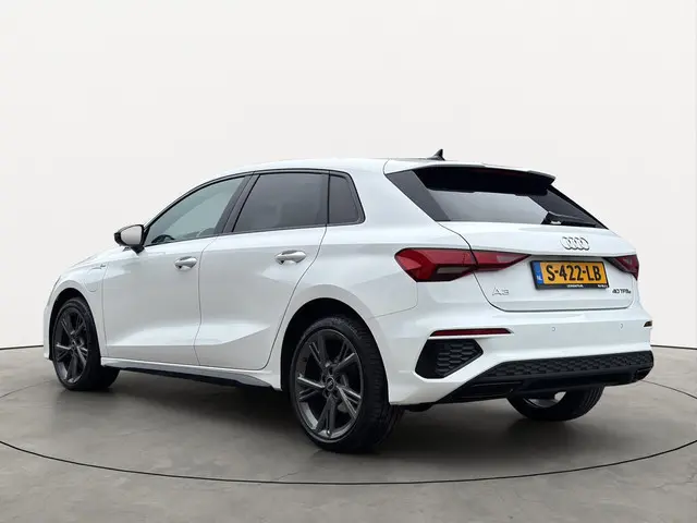 Audi A3 Sportback 40 TFSI e 204PK S Edition Bang&Olufsen Keyless