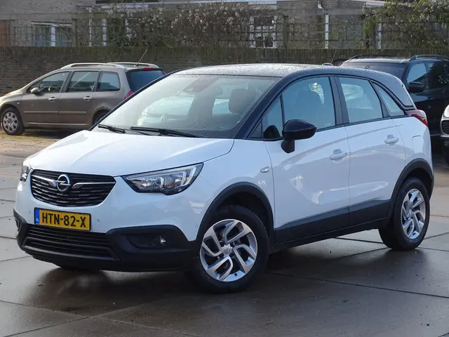 Opel Crossland X 1.2 Automaat