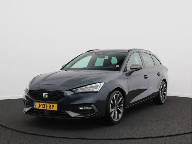 SEAT Leon Sportstourer 1.5 eTSI FR/ lage km/ automaat/ zeer mooi!