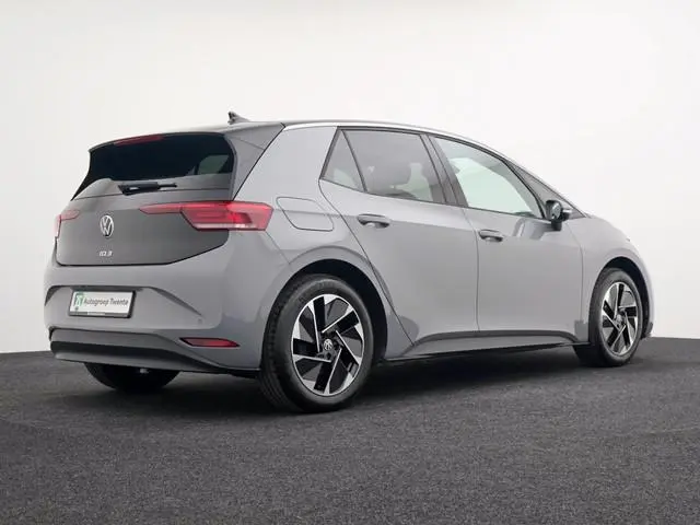 Volkswagen ID.3 Pure 52 kWh | Comfort Pack | Stoelverwarming | Navi | Camera