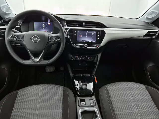 Opel Corsa-e Level 2 Edition 100KW / SOH 100% / 50 kWh Fase 3 / Airco-Ecc. / Cruise-ctr. / Apple Car...