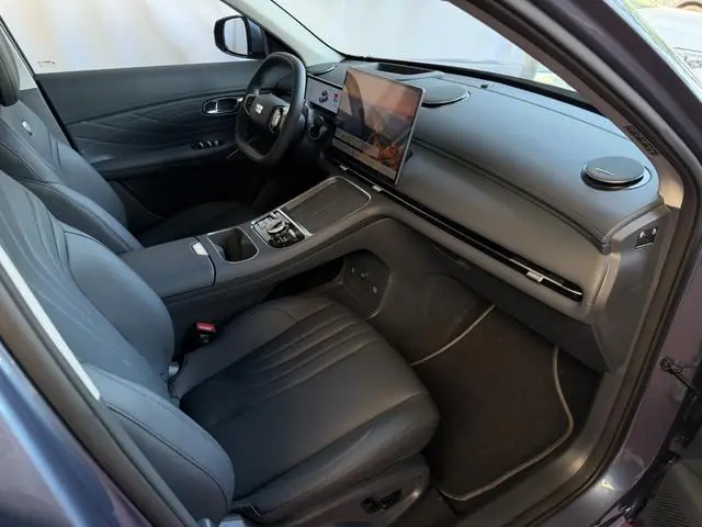 Geely Starray EM-i