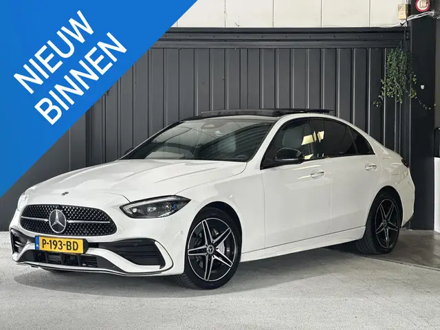 Mercedes-Benz C-klasse 300 e AMG Line | AMG-styling | Panorama-dak | Sfeerverlichting | 360 Camera |...