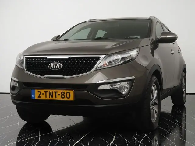 Kia Sportage 1.6 GDI BusinessLine - Navigatie - Camera - Climate control - All Season banden - 12 ma...