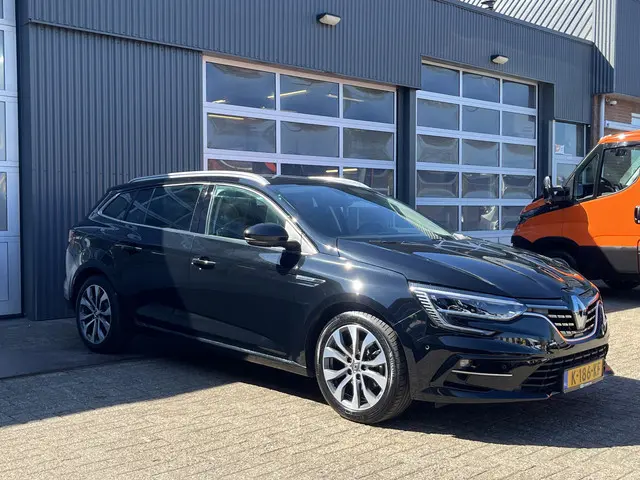 Renault Mégane Estate 1.3 TCe Business Edition One Airco Cruise control Parkeersensoren voor en acht...