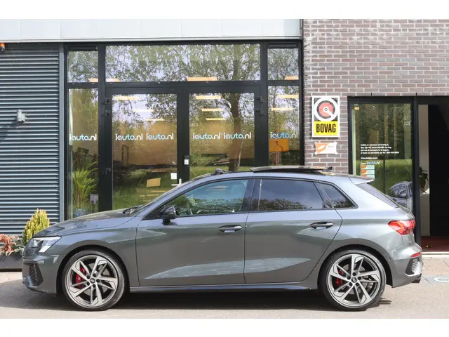 Audi A3 Sportback 2.0 TFSI quattro S3 Edition One Pano/Matrix LED/B&O/Keyless/Camera/Headup/Elek. st...