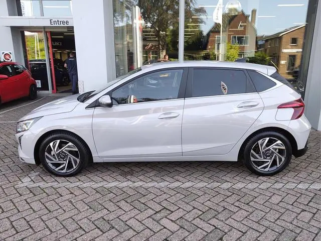 Hyundai i20 1.0 T-GDI COMFORT SMART AUTOMAAT Camera | Stoelverwarming | Navi | Carplay/Android