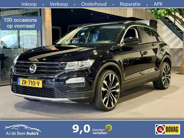 Volkswagen T-Roc 1.5 TSI Sport Stoelverwarming | Lane assist | Trekhaak | Navigatie