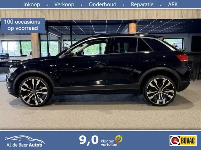 Volkswagen T-Roc 1.5 TSI Sport Stoelverwarming | Lane assist | Trekhaak | Navigatie