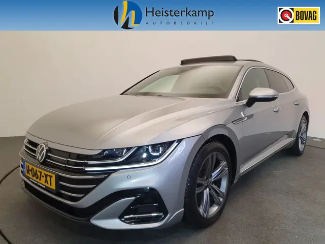 Volkswagen Arteon Shooting Brake 1.4 TSI eHybrid R-Line Business+ ACC, Panoramadak, Leder, Trekhaak