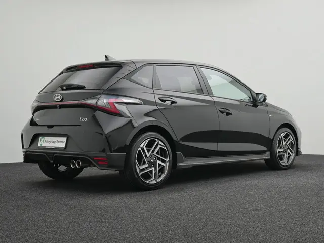 Hyundai i20 1.2 N Line | Navigatie | Private lease 429,- p.m.