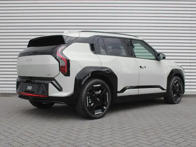 Kia EV3 GT-Line Business Edition 81.4 kWh | Nieuw | Direct leverbaar | Actieradius tot 563 km (WLTP)...