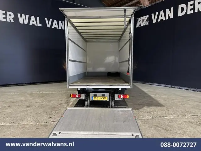Peugeot Boxer 2.2 BlueHDi 165pk Bakwagen 434cm Lang Laadklep Euro6 Airco | Camera | Cruisecontrol Bi...