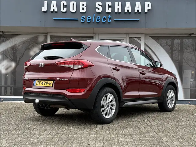 Hyundai Tucson 1.6 GDi Comfort / Navi / PDC + Camera achter / 17" LM  / Trekhaak