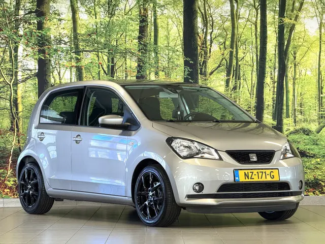 SEAT Mii 1.0 Style Connect | Origineel Nederlands | NAP | 5 Deurs! | Navigatie | Airconditioning | A...