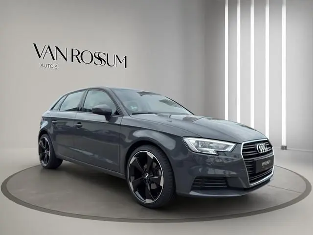 Audi A3 Sportback 30 TFSI | Navi | Parkeersensors V+A | Airco (automatisch) | 16"| Bluetooth |