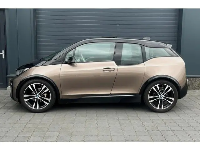 BMW i3 S Executive Edition 120Ah 42 kWh LODGE PANO H/K CARPLAY CAMERA