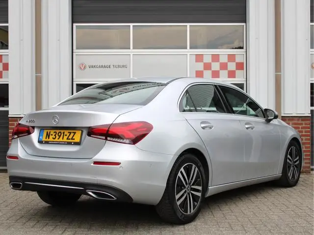 Mercedes-Benz A-klasse 200 Automaat 163PK Business Solution Luxury /NAVI/ACC/PDC/Camera/Leder/Lane a...