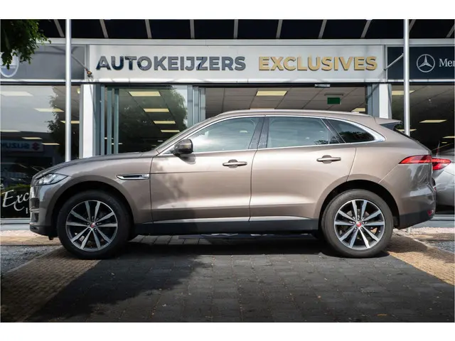 Jaguar F-Pace 2.0 Portfolio Pano AWD 20d Navi Leer Meridiam Keyless Stoelverwarming Automaat